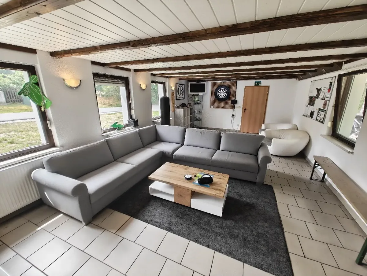 Die Lounge im Vereinsheim